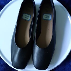 Time and Tru Black Flats Minimalist Slip-On